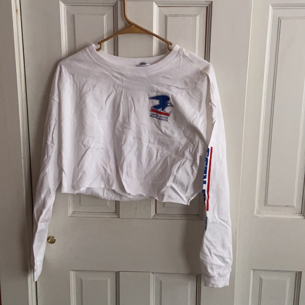 Forever 21 Cropped Long Sleeve Tee